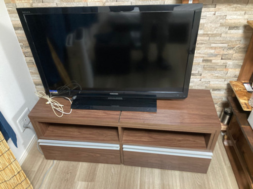 テレビ（TOSHIBA REGZA）+テレビ台