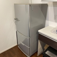 冷蔵庫　AQR-271C(AQUA)