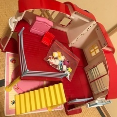 【無料】ハローキティー　キティーハウス　２階建て家　人形遊び　ご...