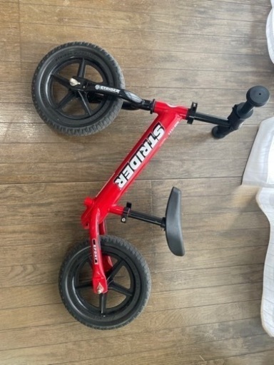 新車 未使用品 ストライダー ST-M4 12