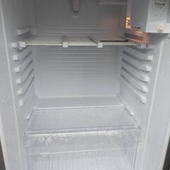 ハイアールAQUA冷蔵庫137リットル2014製