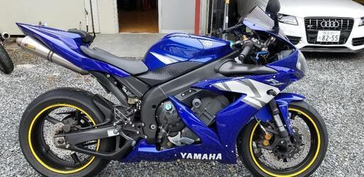 ヤマハ　YZF-R1