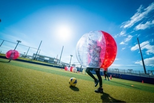バブルサッカーのボール赤7個青7個、空気入れ1つ無料付