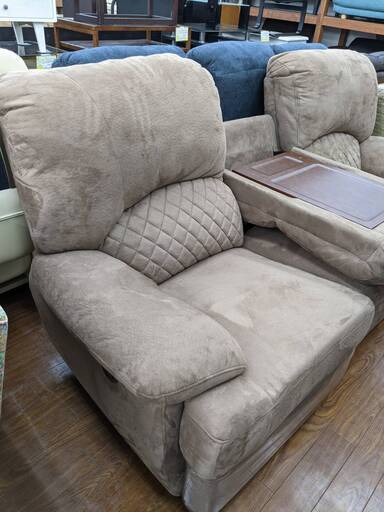 引き取り限定】LURKEY ラルーキー 電動リクライニングソファ 1人用ソファ