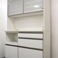 綾野 キッチンボード ジュエル ハイカウンタータイプ ホワイト ハイグロスシート モイス 幅140   中古家具 店頭引取歓迎 R5433)