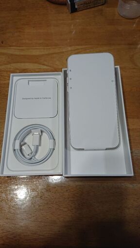 【新品未使用】Apple iPhone12 64GB 白/White ドコモ版SIMフリー