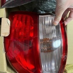 日産　maxima テールランプ　