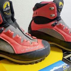 登山靴 LA SPORTIVA 女性 24.9センチ 紐付き トランゴ S エボ GTX® 39