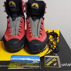 登山靴　LA SPORTIVA　女性　24.9センチ　紐付き　ト...