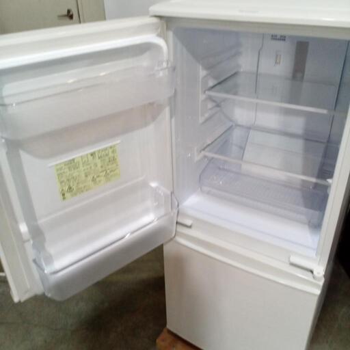 シャープ】137L冷凍冷蔵庫☆2017年製 クリーニング済 管理番号70703 