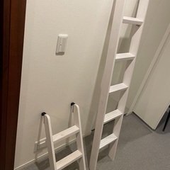 白い梯子　2段ベットのはしごのみ大、小　あげます