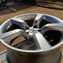 【美品】フェアレディZ Z33 純正 18インチ リア 8.5J（+33）１本 