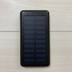 ジャンク品　ソーラーパネル付きモバイルバッテリー
