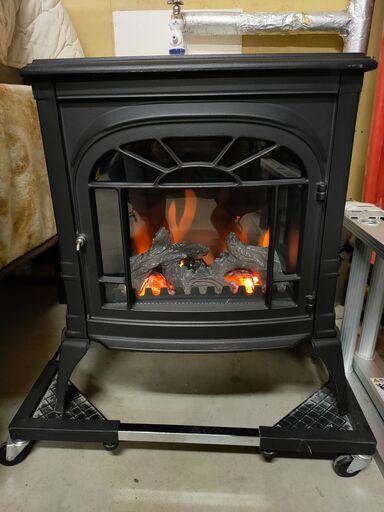 暖炉型ファンヒーター　ダッチウエストジャパン　電気式暖炉