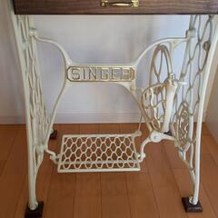 アンティークミシン脚テーブルアイボリー