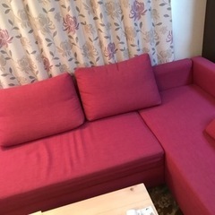 IKEA  ソファーベッド　レッド