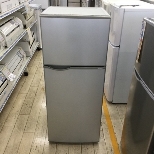 3/8【✨新生活❗️1人暮らしに❗️耐熱トップテーブル❗️✨】定価¥27,340 SHARP 118L冷蔵庫 SJ-H12Y 2016年製