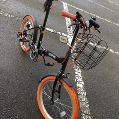 6段変速折り畳み自転車(大人から子供までサドル調整で使用可能)