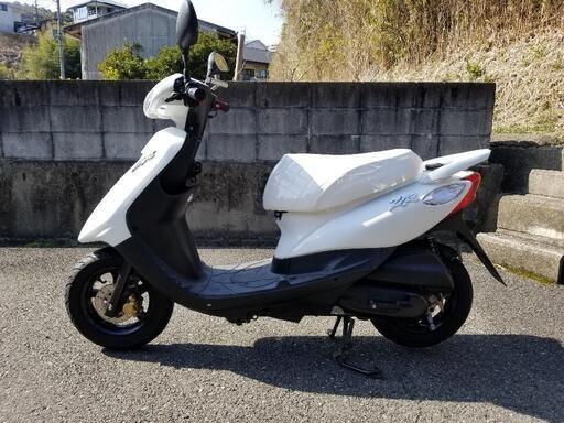 極々艶白】ヤマハ JOG-ZR(SA56J)4ST-FI車 2015年式!! 低燃費 | real