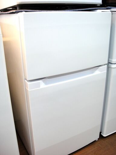 アイリスオーヤマ 87L 冷蔵庫 PRC-BO92D-W 2020年製   １４３