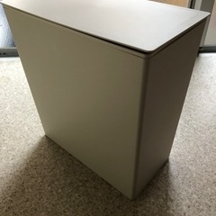 無印良品ごみ箱（約11L）約幅15.5×奥行30×高さ31cm