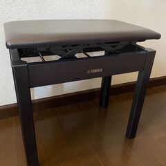 YAMAHA　電子ピアノ CLP-645R クラビノーバ　2020年製　動作確認済　専用ヘッドフォン付き！　美品　直接引き取り大歓迎‼