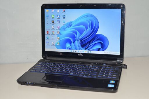 最新Windows11+office 爆速新品SSD256GB 富士通 LIFEBOOK AH56/G i7-2670QM/8GB/15.6インチ/ブルーレイ/USB3.0/Webカメラ/便利なソフト