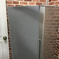 高年式Panasonic冷蔵庫お届け♪ おすすめサイズの262L‼️冷凍室も大きめで便利⭕️