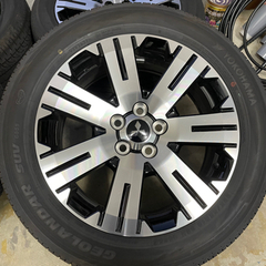 三菱デリカD5 純正ホイール(新車外し)