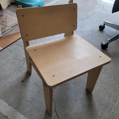 0309-011 木製子供用椅子