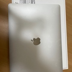 MacBook Air シルバー　13inch 8GB