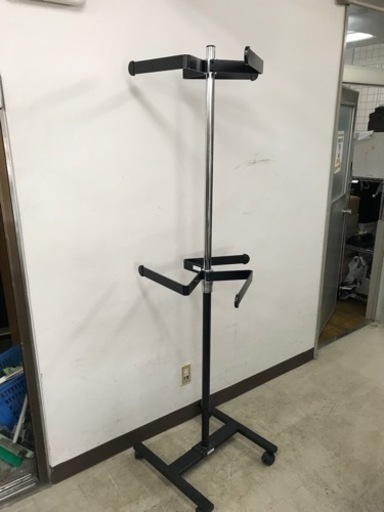 取引場所　南観音　K 2203-203 回転式ハンガーラック