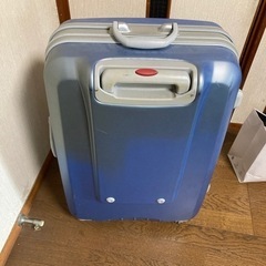 スーツケース　水色　大きい　海外　長期宿泊