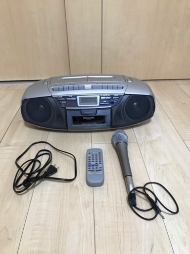 昔懐かしいCDダブルラジカセ（Panasonic）