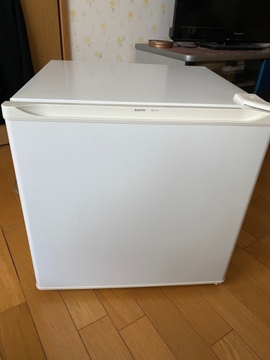 サンヨーワンドア冷蔵庫