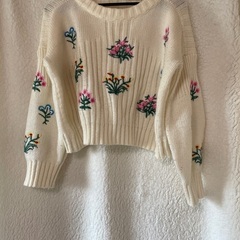 韓国　ニットセーター