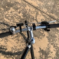 クロスバイク黒(アルミフレーム)6段ギア