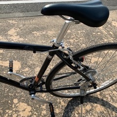 クロスバイク黒(アルミフレーム)6段ギア