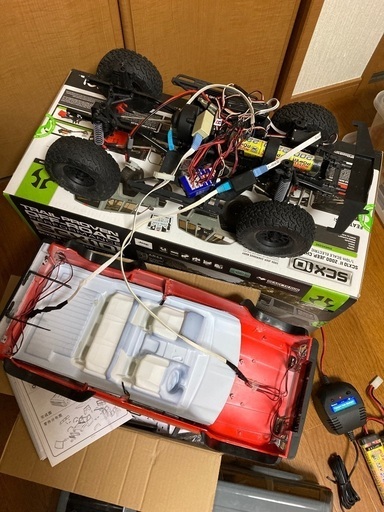 AXIAL AX90047 ラジコン クローラー チェロキーXJ 【公式通販】