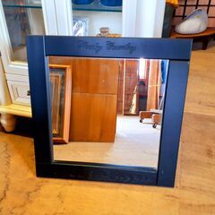 黒い木枠の鏡 壁掛けミラー シンプル /TJ-0207 南