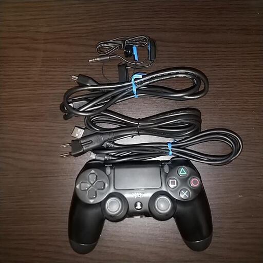 中古品 PS4本体 CUH-22000A 500GB