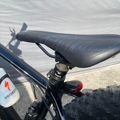 FAT BOY（グロスブラック/ゴールド/ホワイト）