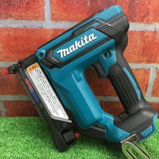 マキタ(Makita) 充電式ピンタッカ 18V 本体+ケース PT353DZK【リライズ