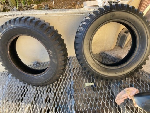 アウトレット DUNLOP 6.00/16下駄タイヤ、タイヤの2本のみ。 バリ山  