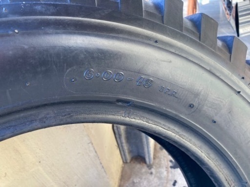 アウトレット DUNLOP 6.00/16下駄タイヤ、タイヤの2本のみ。 バリ山  