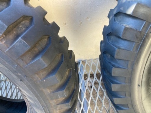 アウトレット DUNLOP 6.00/16下駄タイヤ、タイヤの2本のみ。 バリ山  