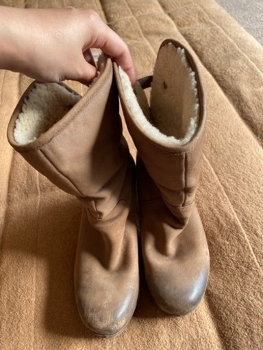 UGG 5センチヒールムートンブーツ