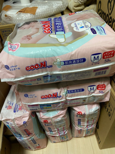 おむつ　パンツ　Mサイズ
