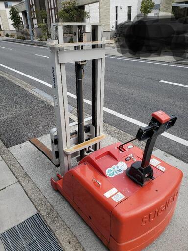 フォークリフト小型カウンターウオーキー800キロバッテリー式