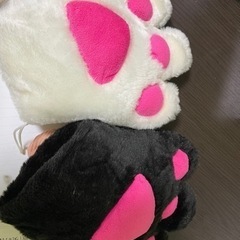 猫かたち　手袋(黒白両色)